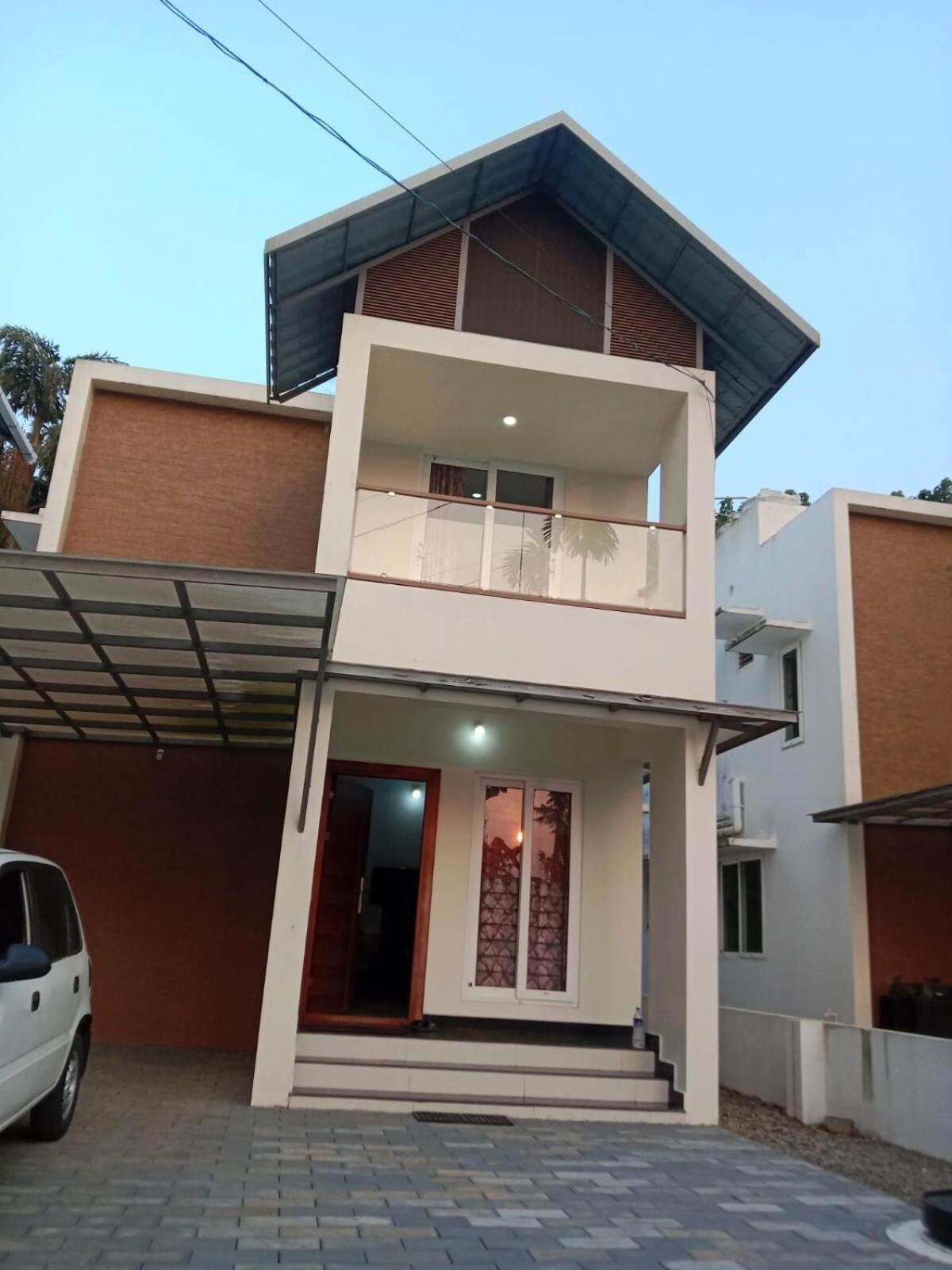 Fully Furnished 3Bhk 2 Floor Villa Angamali Exteriör bild